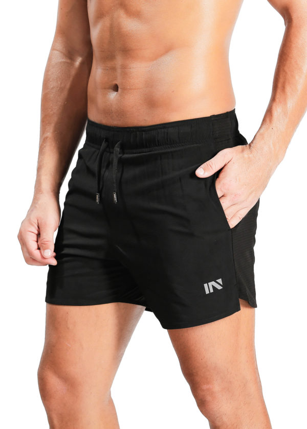 Black stretch gym shorts – www.inbeyo.com